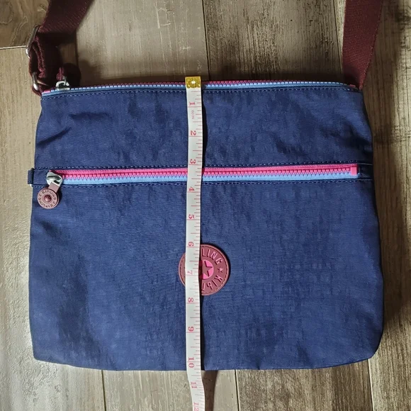 Kipling Annabelle Navy Crossbody Bag Double Zip Nylon EUC - Picture 10 of 16
